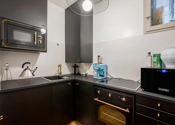 Le Musee - Prestigieux & Chic Apartment